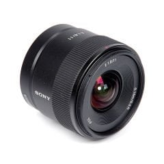 Sony E 11mm f/1.8 G Lens (SEL11F18)