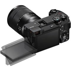 SONY A6700 E 18-135mm F3.5-5.6 OSS